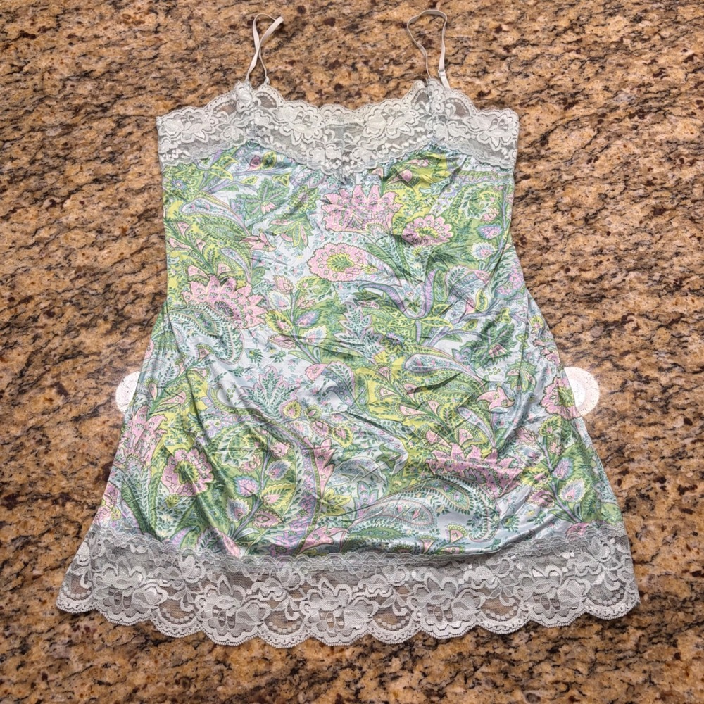 Lily White Paisley Lace Trim Camisole Top XL Green Pink Blue v
